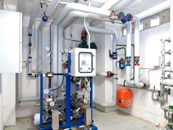 Montaggio sottocentrali teleriscaldamento Reggio Emilia